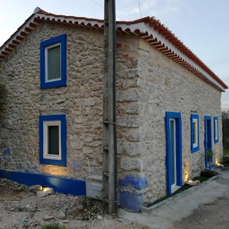 Moradias Do Castelo, Um Pequeno Paraiso Como Lhe Chamam Ourem Exterior photo