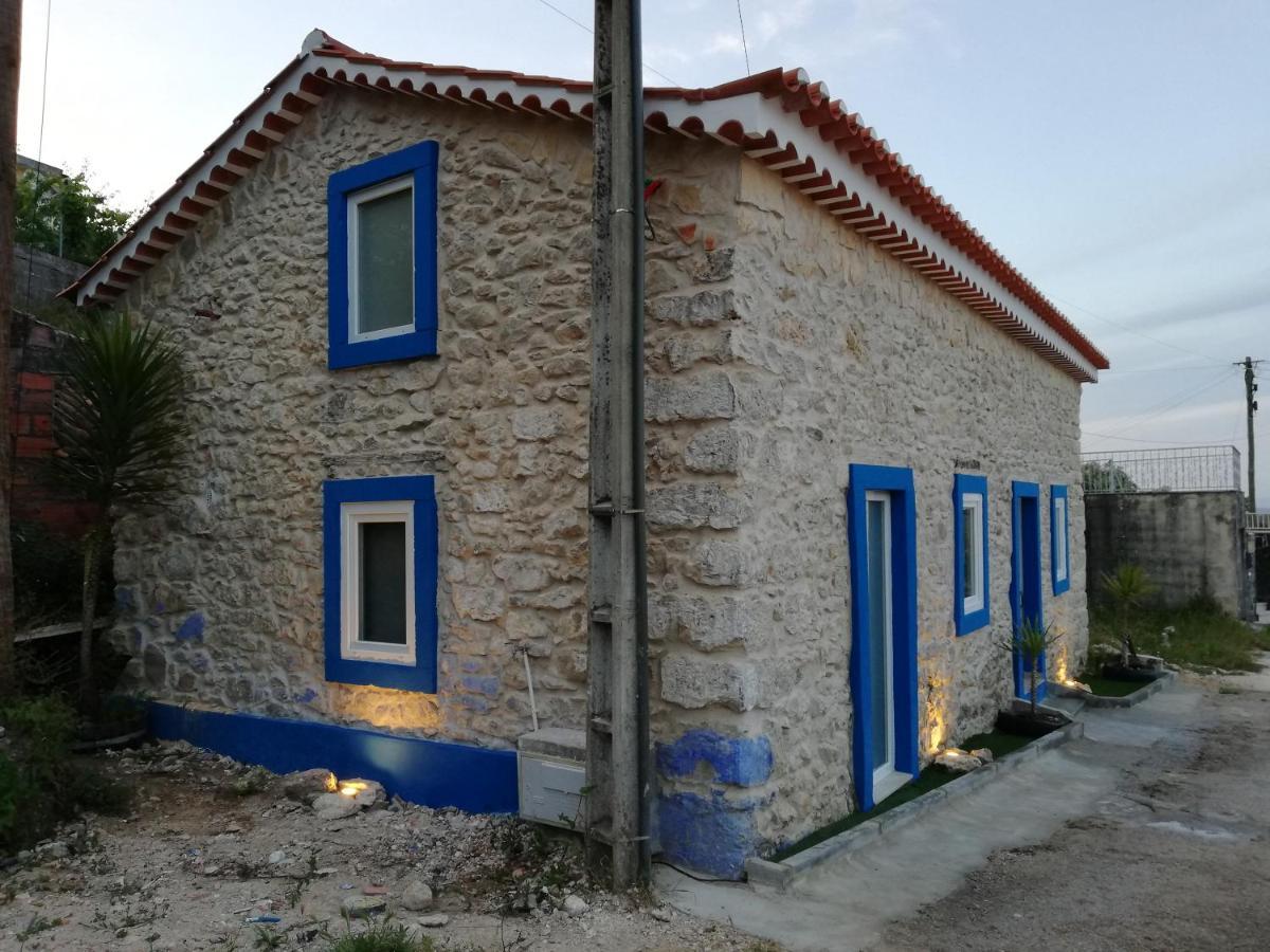 Moradias Do Castelo, Um Pequeno Paraiso Como Lhe Chamam Ourem Exterior photo